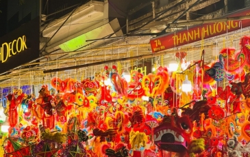 Discover Hanoi's Hang Ma Street: An Ideal Destination for Indian Tourists