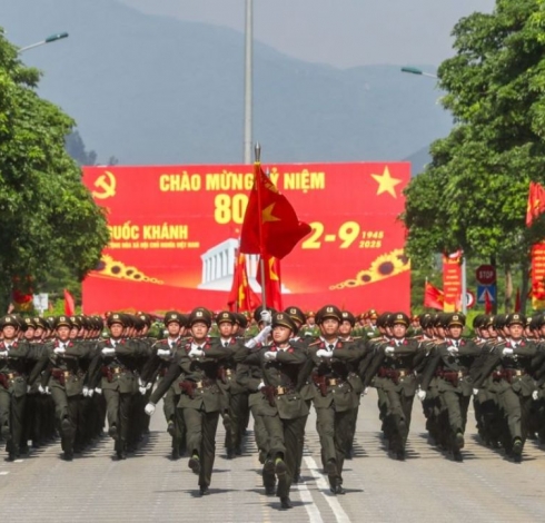 Bật Mí Kinh Nghiệm Tham Gia Lễ Diễu Binh 02/09/2025 Chi Tiết