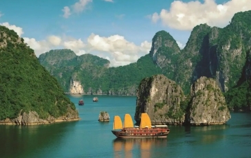5 Must-Visit Destinations in Vietnam for Diwali 2025