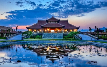 Ninh Binh Resorts – Top 5 Luxurious Stays with Stunning Views and World-Class Services
