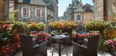 Should You Stay Overnight at Ba Na Hills? Real Travel Experience in 2025