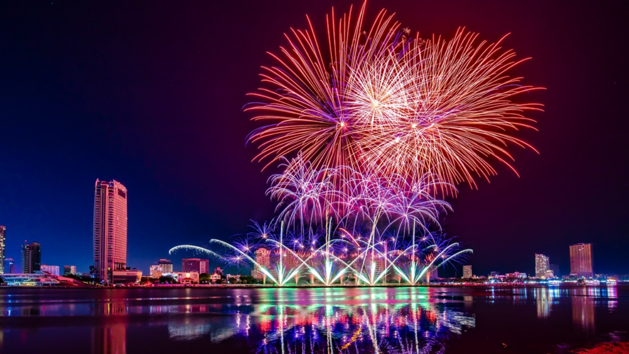 Danang International Fireworks Festival 2025