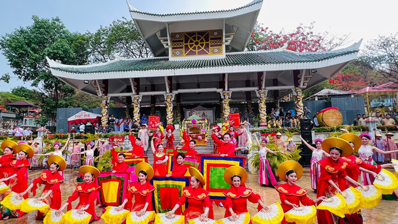 Top Famous Festivals in Vietnam
