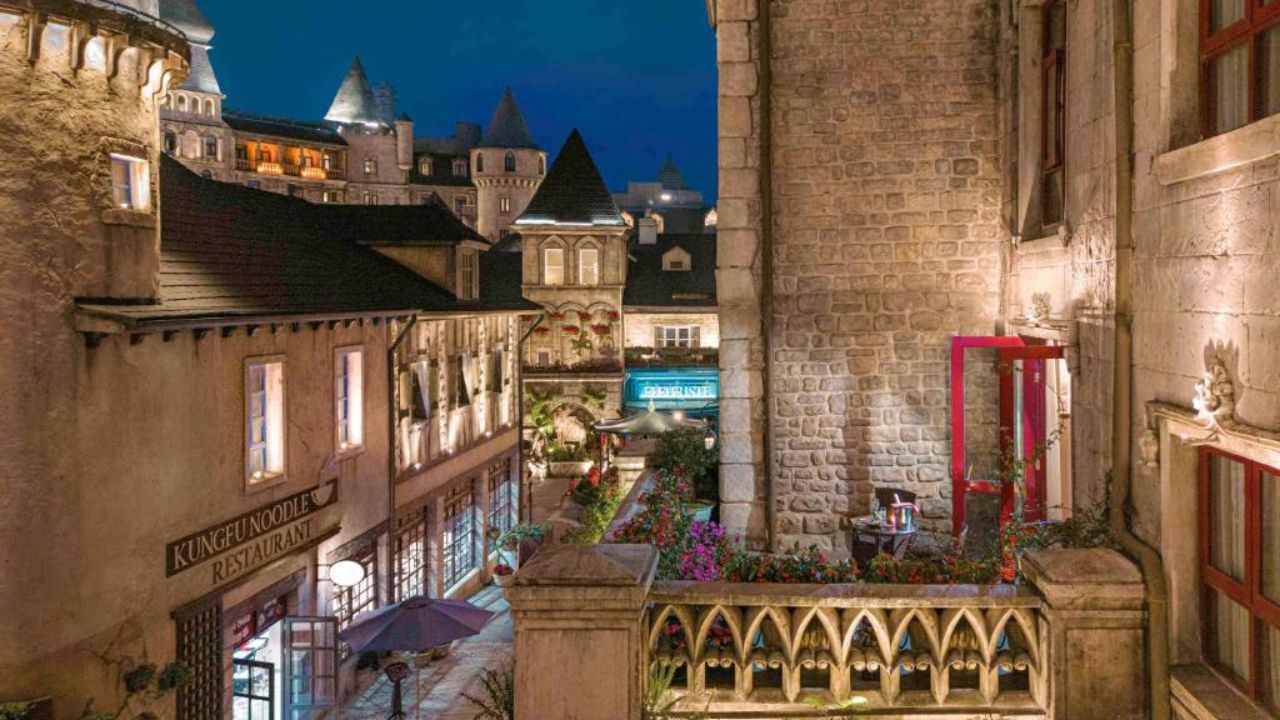 Detailed introduction of accommodation services at Ba Na Hills