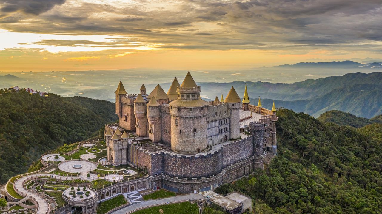 Discover Ba Na Hills - A symbol of Da Nang tourism