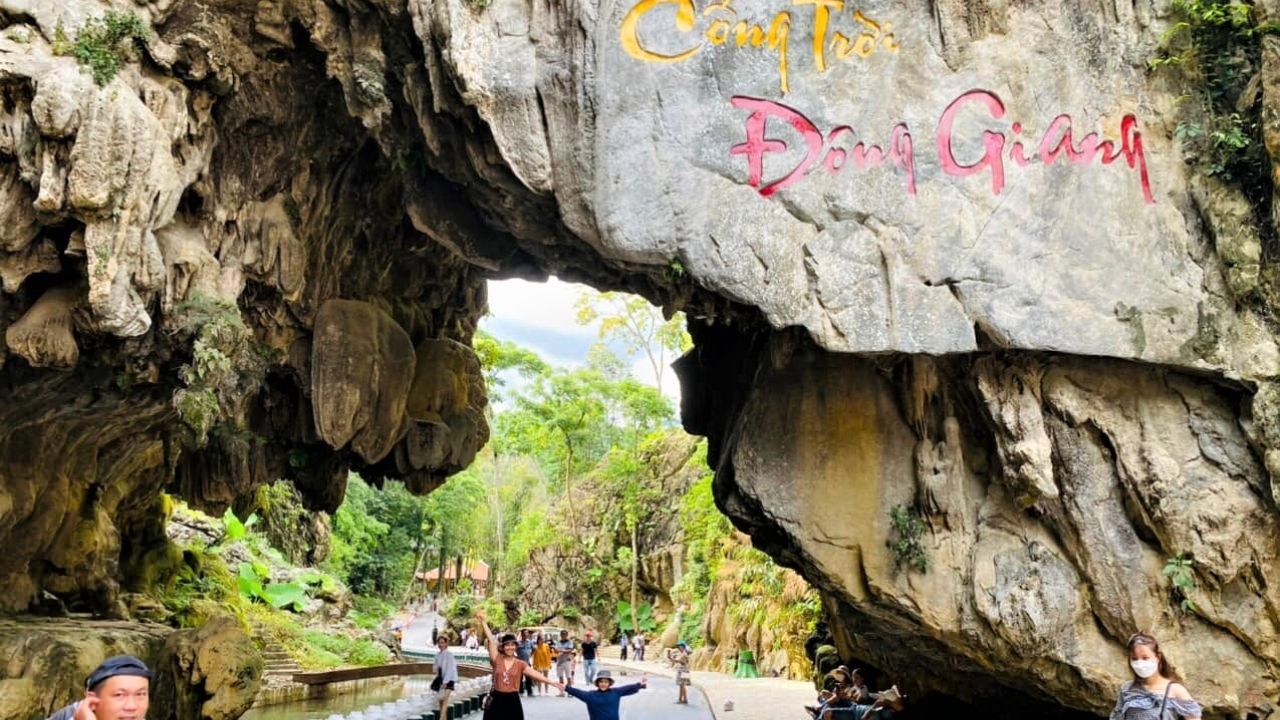 Đôi nét về khu du lịch Cổng trời Đông Giang