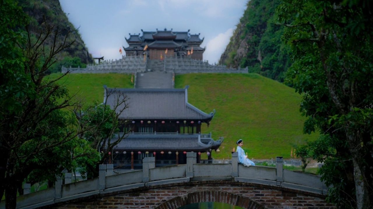 Overview and highlights of Thung Ui Tourist Area