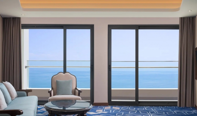 1 Bedroom Suite Ocean view Corner room