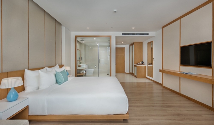 Premier Suite hướng thành phố hoặc bán đảo Sơn Trà