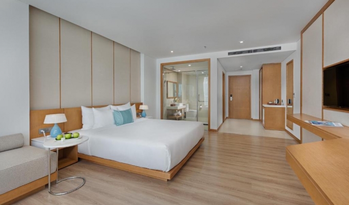 Premier Suite hướng thành phố hoặc bán đảo Sơn Trà