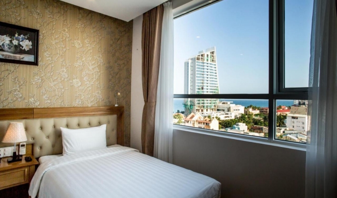 Royal Family Hotel