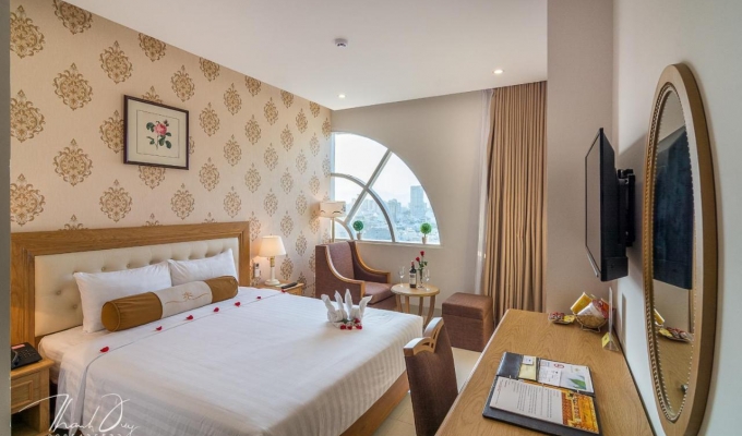 Royal Family Hotel