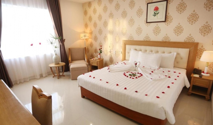 Royal Family Hotel
