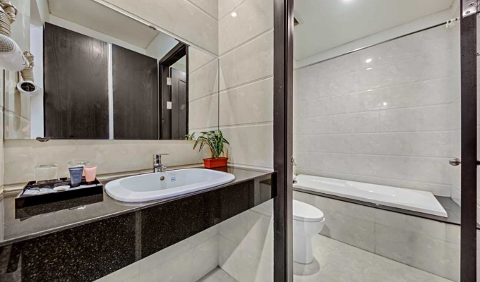 Golden Star Hotel Da Nang | Phu Minh Quang Travel