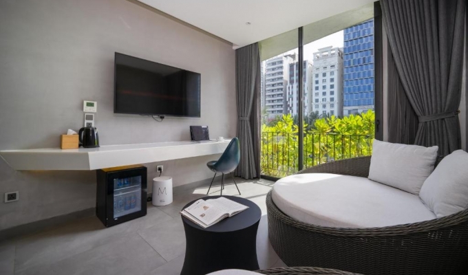 Executive Suite City View