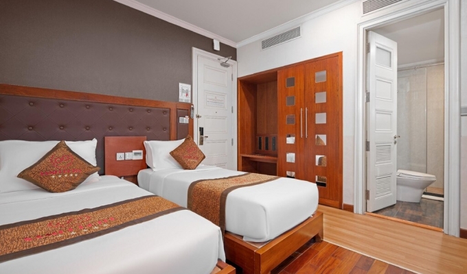 Standard Twin Room