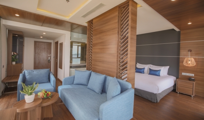 2 Bedroom Royal Penthouse Partial Sea View