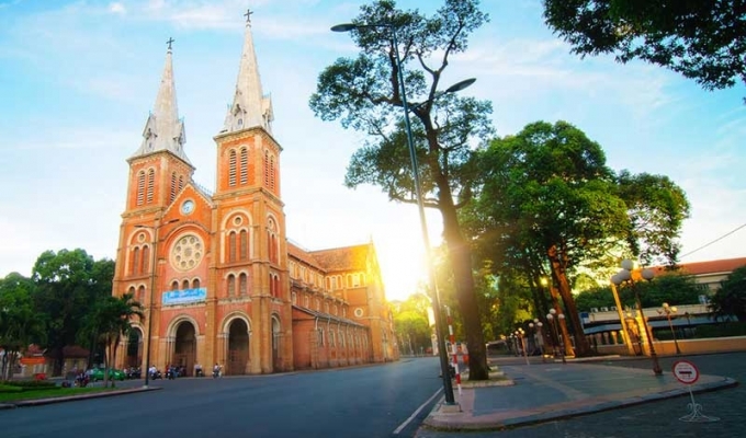 HO CHI MINH CITY MORNING TOUR 